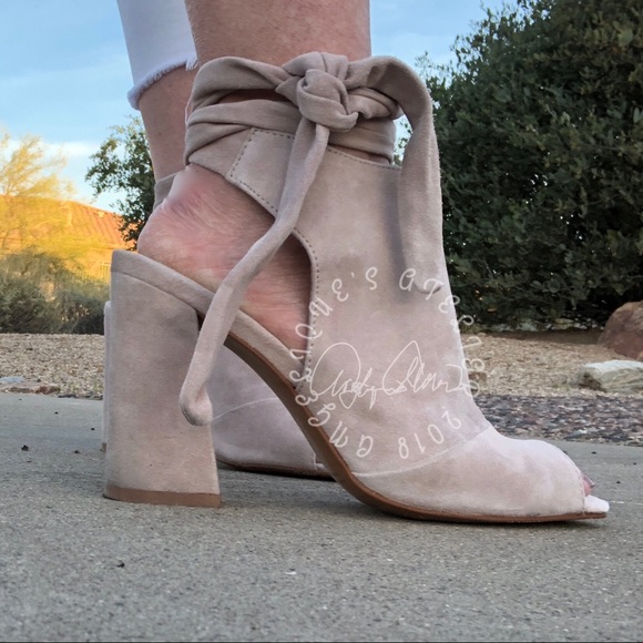 Leeds Peep-toe Booties - Picture 3 of 8